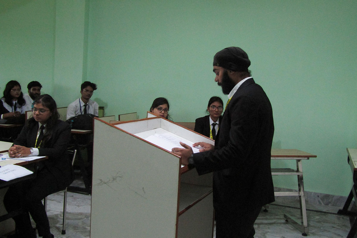 Intra Moot Court Competition Aug 2023 Day 2 Gallery - Indian Institute ...